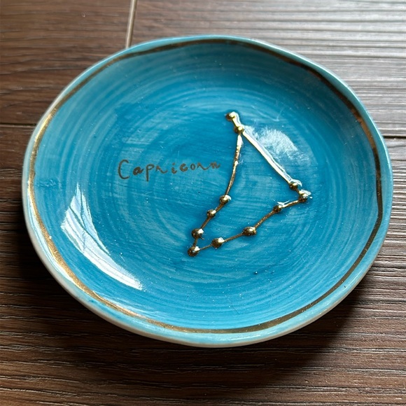 Anthropologie Capricorn Horoscope Ceramic Dish - Picture 4 of 5